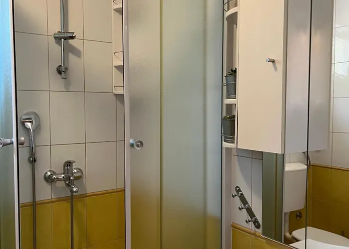 Lora * Макарська