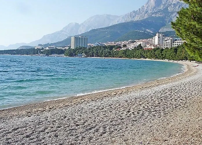 Lora * Makarska